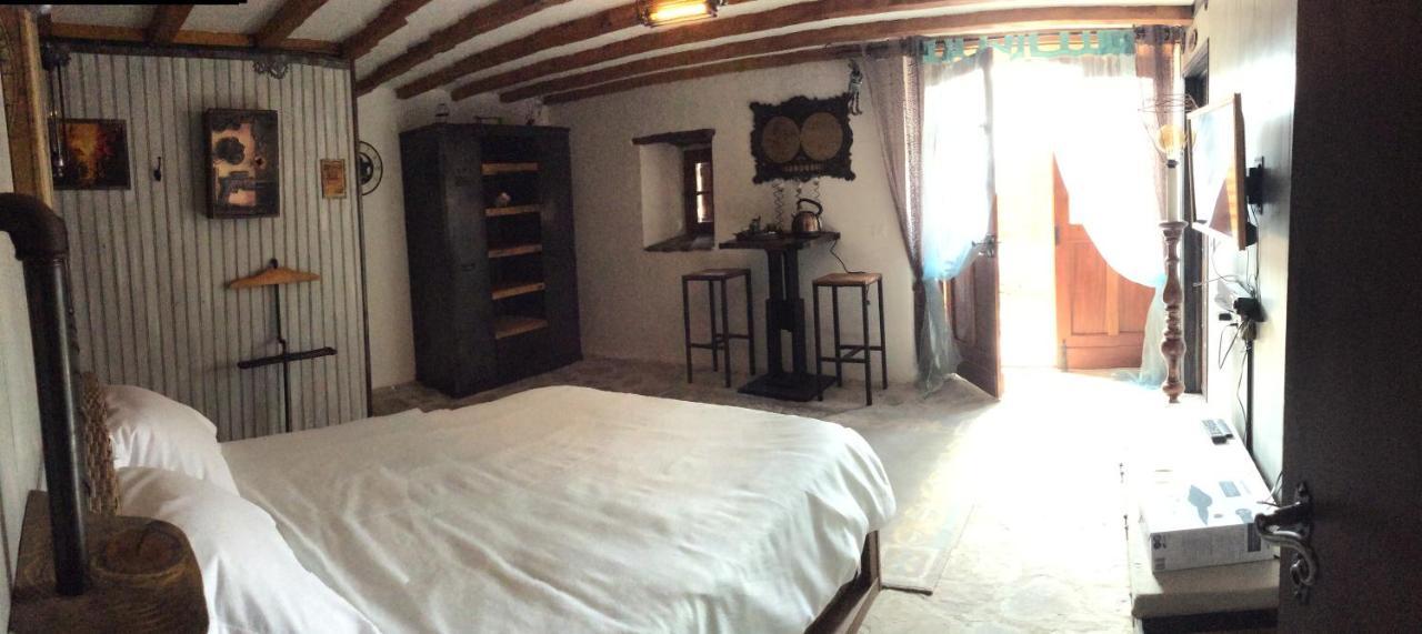 Chambre Steampunk Jules Vernes Bosbonparent Екстер'єр фото